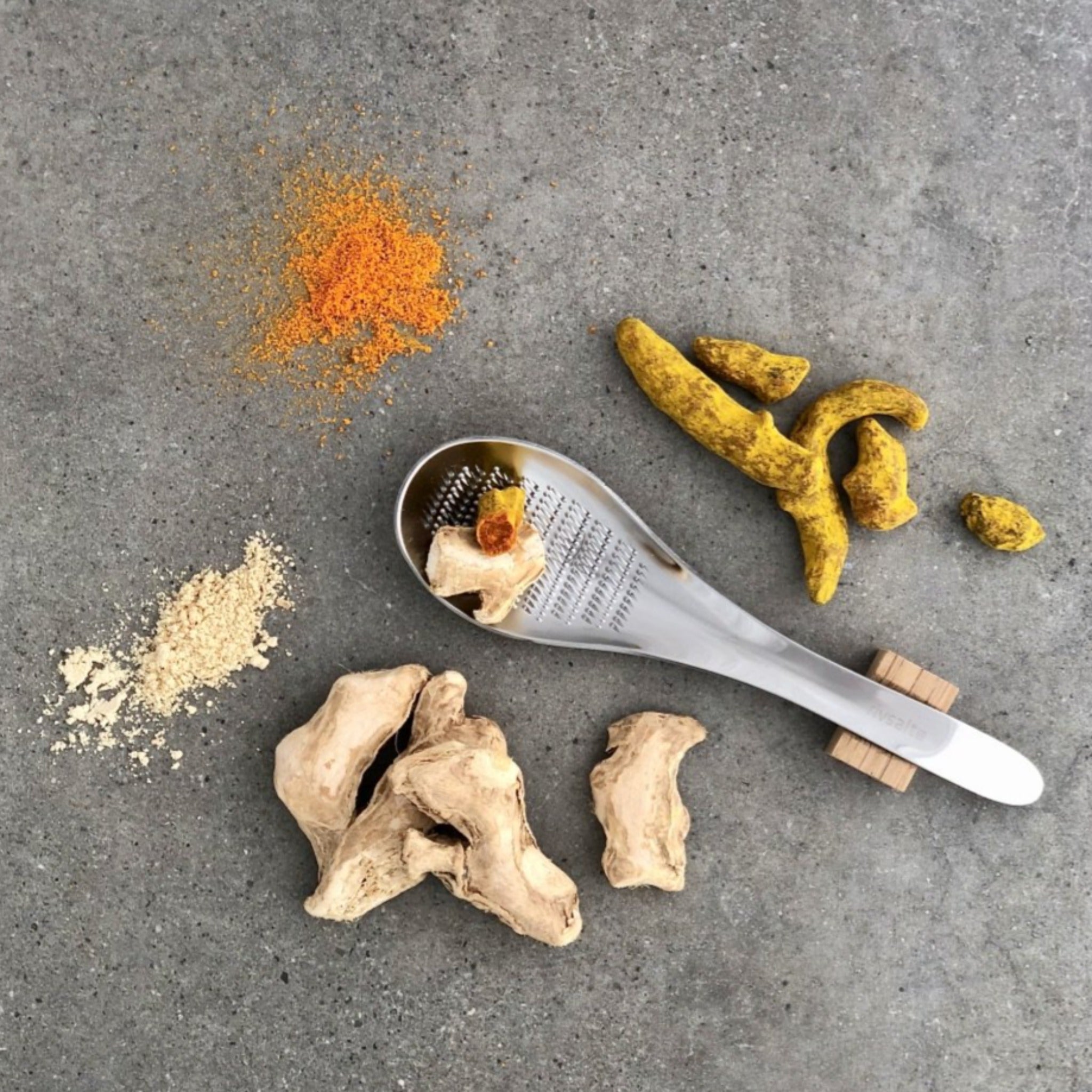 015 GINGER & TURMERIC