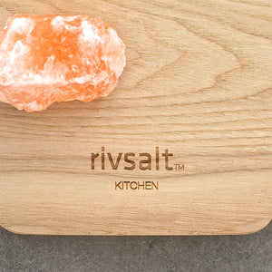 005 KITCHEN [THE LARGE RIVSALT] - stainless steel grater. stand in natural wood. himalayan salt rock. stylish gift pack.