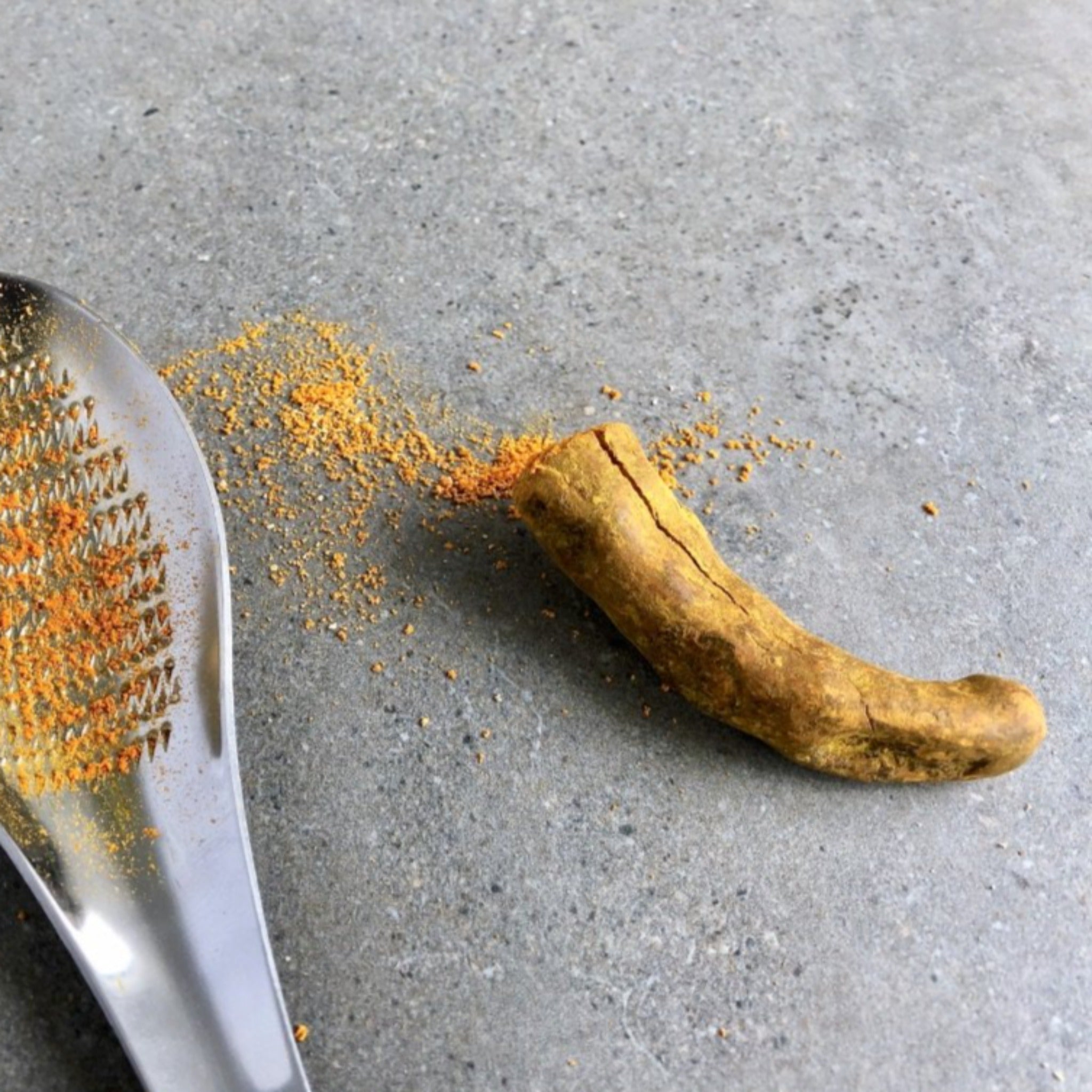 017 TURMERIC - soltorkad gurkmeja. snygg presentförpackning.