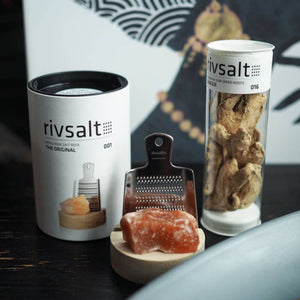 016 GINGER - premium sun-dried roots. stylish gift pack